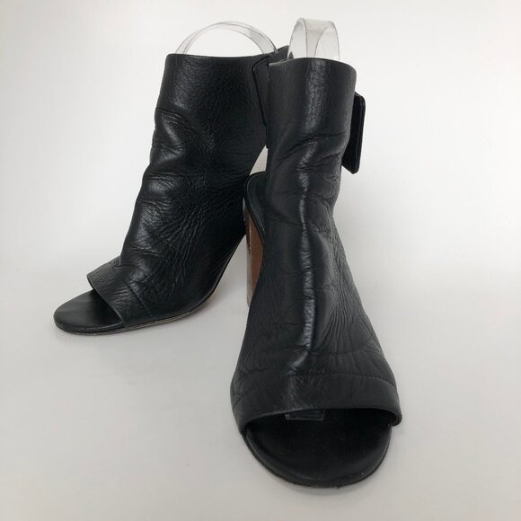 VINCE "Faye" Black Leather Open Toe Booties 7.5M - Picture 2 of 8